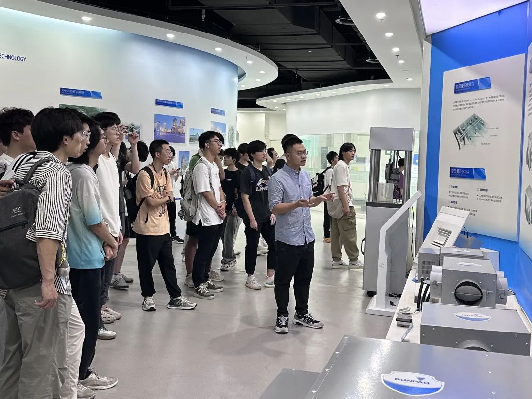 1751250045173633C165.jpg 10002.jpg