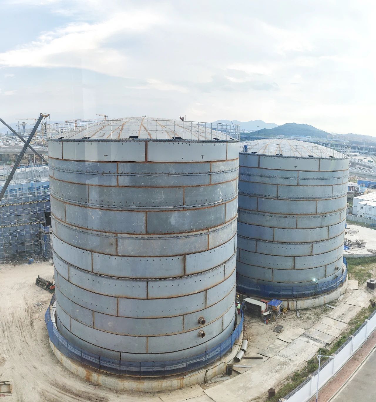 1751250326143381pD4B.jpg 10006.jpg