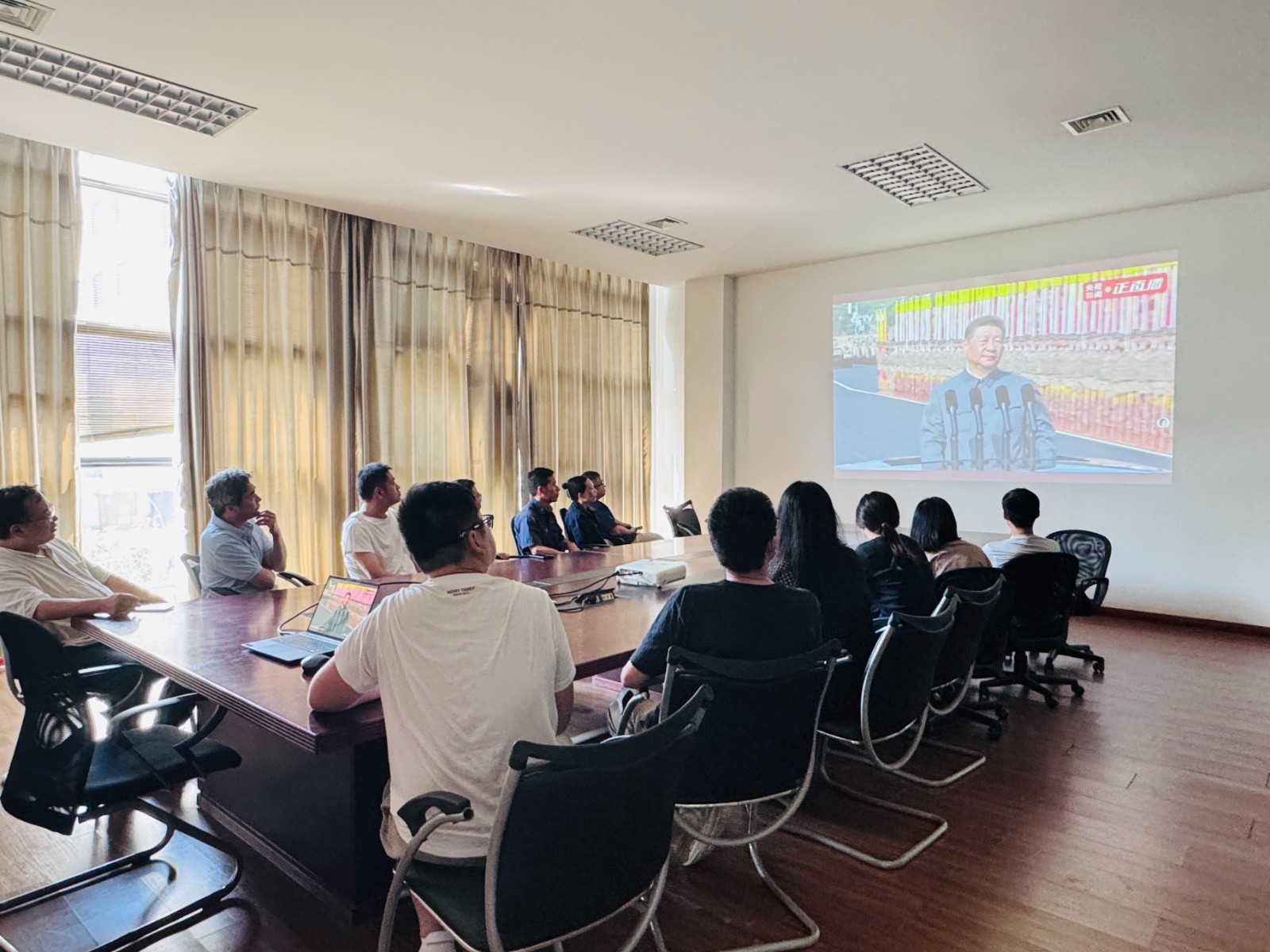 1756955359116723F5D4.jpg 62fd5357fd10ad34c00b15a694ebe667.JPG